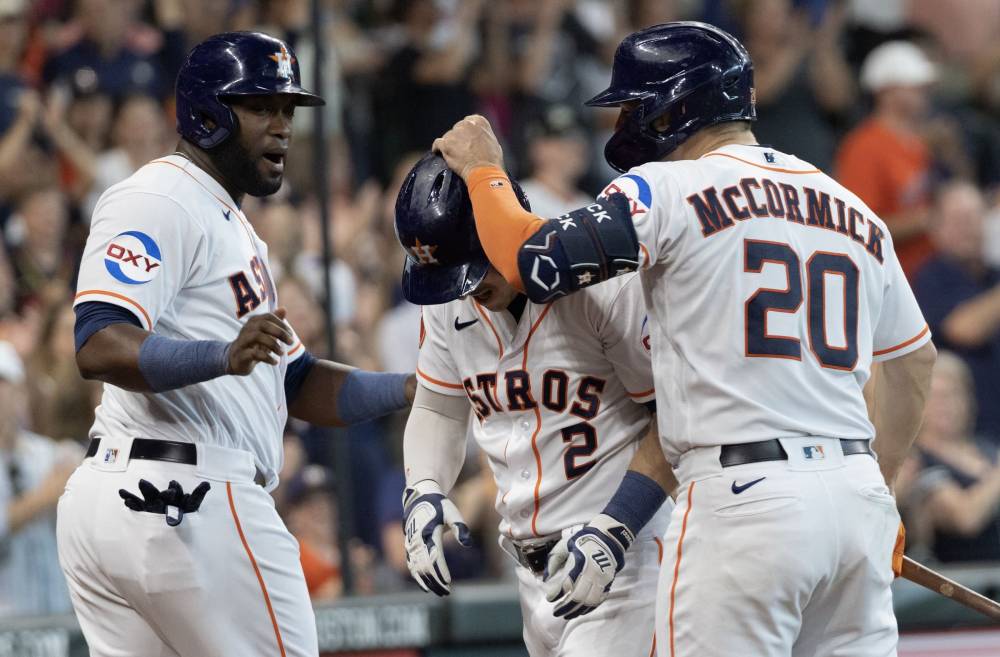 Astros hold off Guardians 6-4