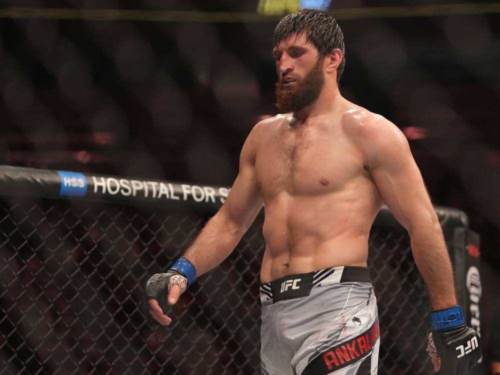 Magomed Ankalaev vs Johnny Walker Prediction UFC 294 10/21